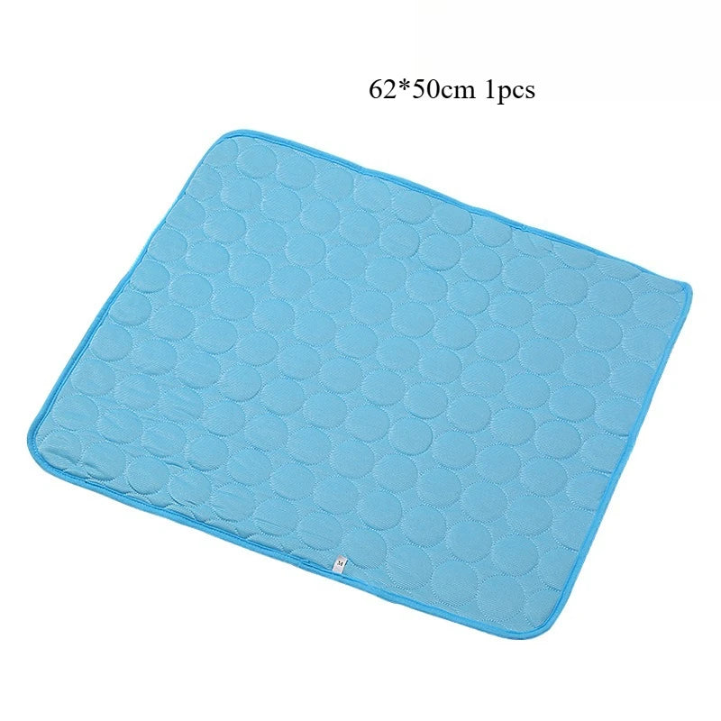 Dog Cooling Mat Dog Cooling Pad for Kennels, Crates, Cars, Indoor & Outdoor Ice Silk Cooling Mat for Extra Large Dogs Puppy Cats