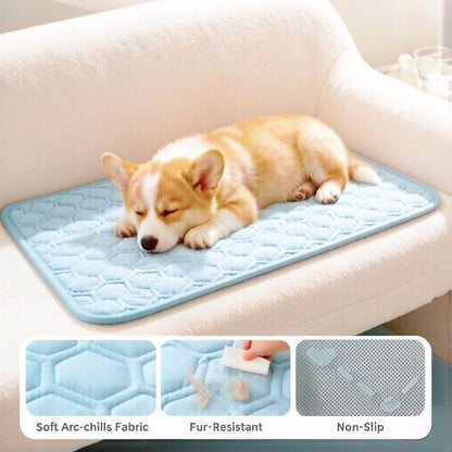 Q-Max>0.5 Dog Cooling Mat, Non-Slip Breathable Washable Cooling Pad | Cooling Mat for Dogs with Arc-Chill Cool Fabric, Absorbs Pet Heat Quickly, Ideal for Indoor Outdoor Summer Use for Cats Pets